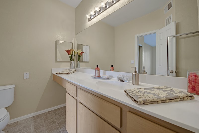 Camelback Pointe photo 3