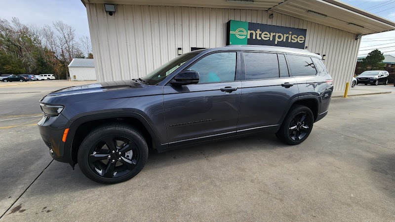 Enterprise Rent-A-Car photo 3