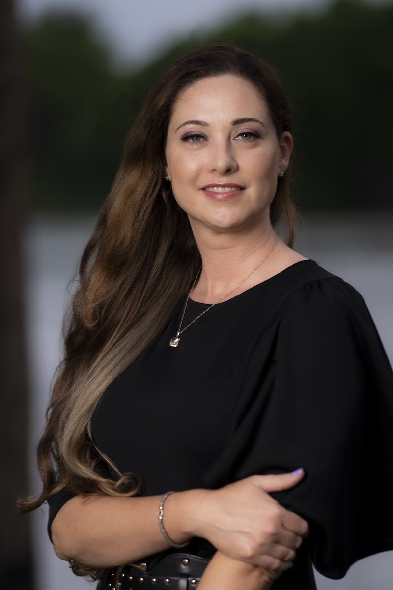 Laura Bruce Realtor, GRI -American Real Estate-ERA Powered