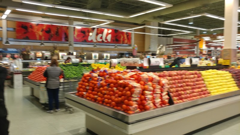 Pete's Fresh Market #6 - Cermak & Rockwell photo 3