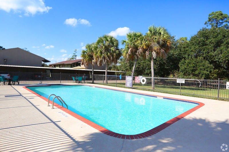 Sunset Grove Apartments photo 2