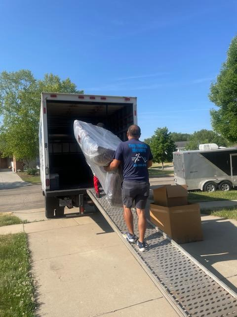 Top Notch Movers photo 3