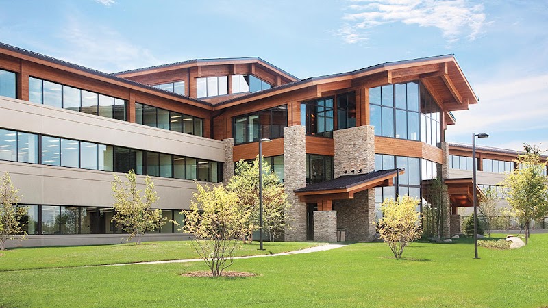 Uline Corporate Headquarters - H1